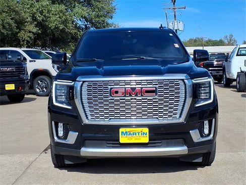 Used 2021 GMC Yukon Denali w/ Denali Premium Package image 2