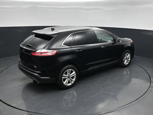 Used 2019 Ford Edge SEL w/ Equipment Group 201A AWD/4WD image 38
