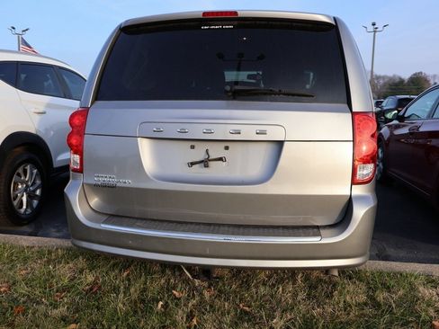Used 2013 Dodge Grand Caravan SXT w/ UConnect Hands-Free Group image 12