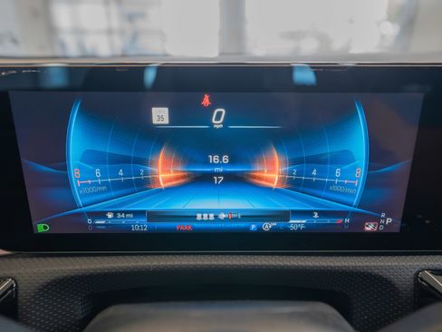 New 2025 Mercedes-Benz CLA 45 AMG 4MATIC image 10