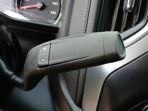 Used 2023 Chevrolet Silverado 2500 LT image 15