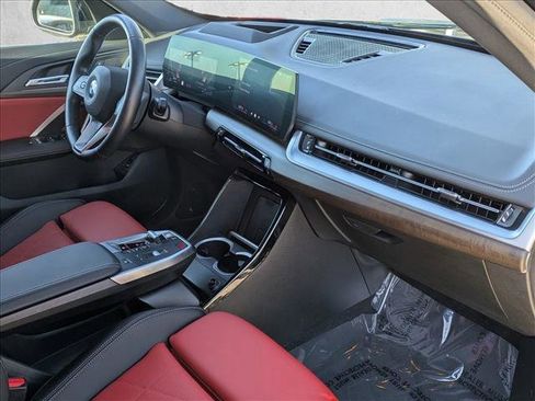 Used 2025 BMW X1 xDrive28i w/ Technology Package image 22