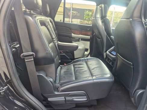 Used 2024 Lincoln Navigator Reserve AWD/4WD image 36