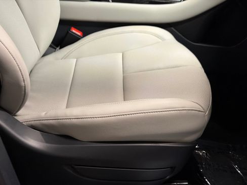New 2026 Lincoln Aviator 2WD image 13