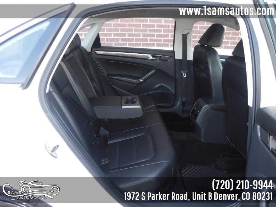 Used 2018 Volkswagen Passat 2.0T SE FWD image 18