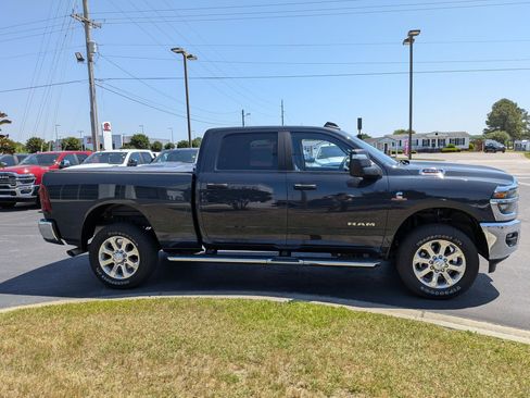 Used 2026 RAM 2500 Big Horn AWD/4WD image 4