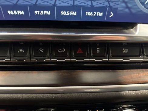 Certified 2024 GMC Sierra 1500 SLT image 14