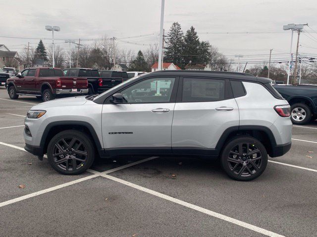 New 2026 Jeep Compass Limited AWD/4WD image 4
