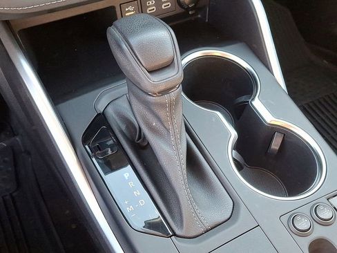Used 2023 Toyota Highlander L image 14