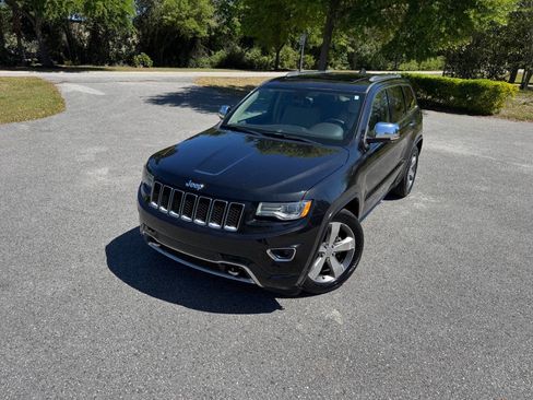 Used 2015 Jeep Grand Cherokee Overland image 8