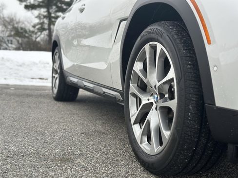 Certified 2023 BMW X6 xDrive40i w/ Premium Package image 11