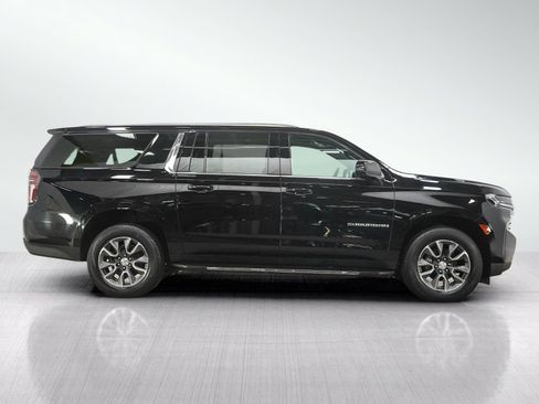 Used 2023 Chevrolet Suburban LT w/ Luxury Package AWD/4WD image 6