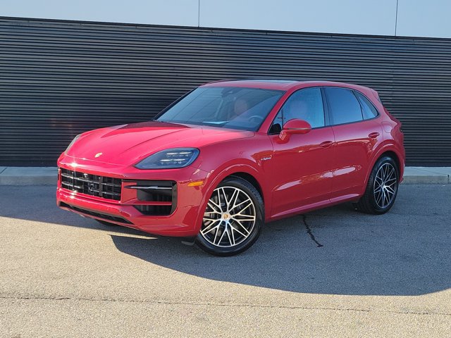 Certified 2025 Porsche Cayenne E-Hybrid AWD/4WD image 1
