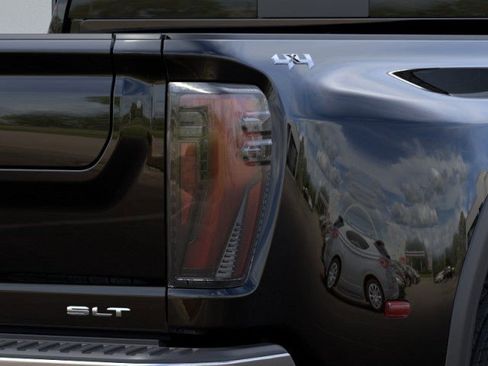 New 2026 GMC Sierra 3500 SLT w/ SLT Convenience Package AWD/4WD image 11