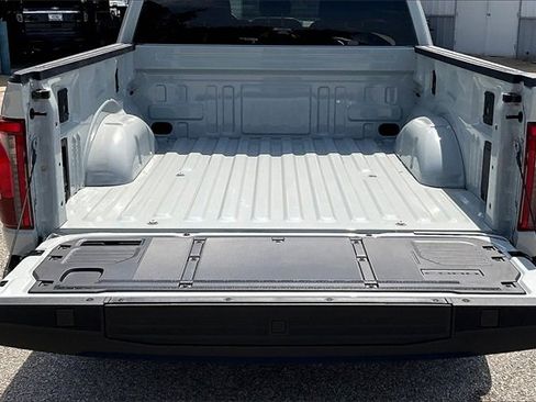 Used 2024 Ford F150 XLT w/ Mobile Office Package image 31