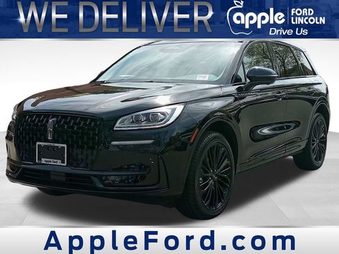 Certified 2025 Lincoln Corsair Reserve w/ Jet Appearance Package AWD/4WD image 10