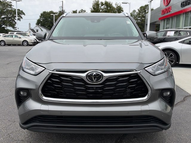 Used 2026 Toyota Highlander Limited AWD/4WD image 9