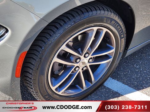 Used 2018 Dodge Charger GT image 9