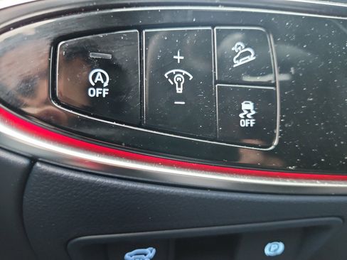 Used 2022 Genesis GV70 3.5T Sport w/ Sport Advanced Package image 29