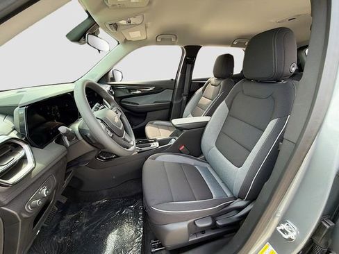 New 2026 Chevrolet TrailBlazer LT FWD image 21