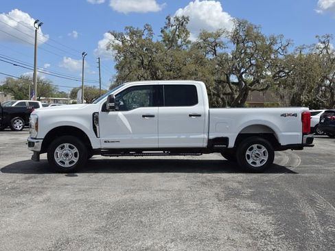 Used 2025 Ford F250 XLT AWD/4WD image 2