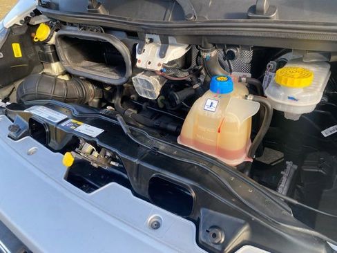 Used 2021 RAM ProMaster 2500 w/ Convenience Group image 24