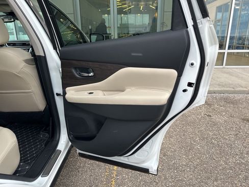 Used 2023 Nissan Murano Platinum w/ Cargo Package AWD/4WD image 34