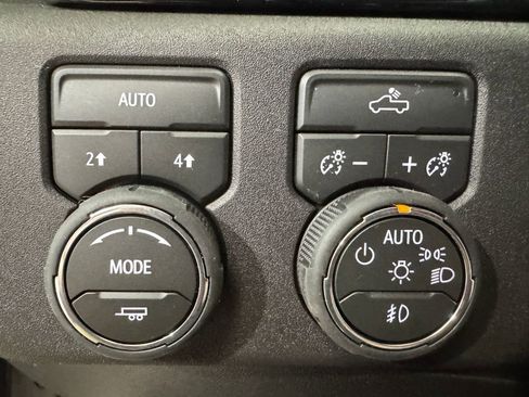New 2026 Chevrolet Silverado 1500 RST AWD/4WD image 18