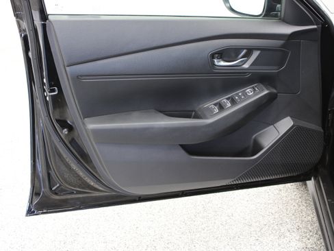 Used 2025 Honda Accord LX image 12