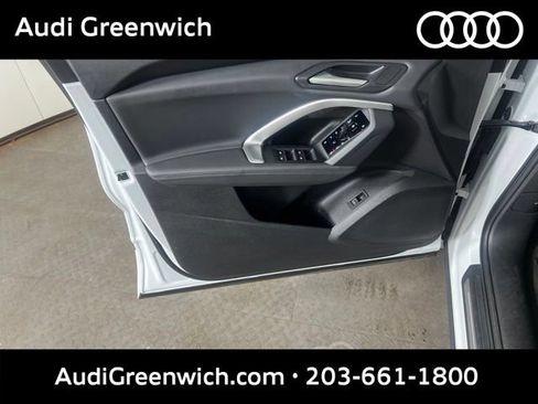 Used 2025 Audi Q5 Premium Plus w/ Premium Plus AWD/4WD image 20