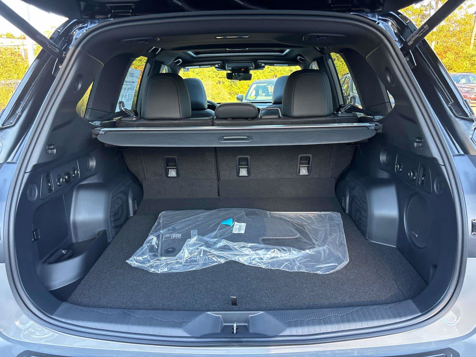 New 2026 Subaru Forester Touring AWD/4WD image 4