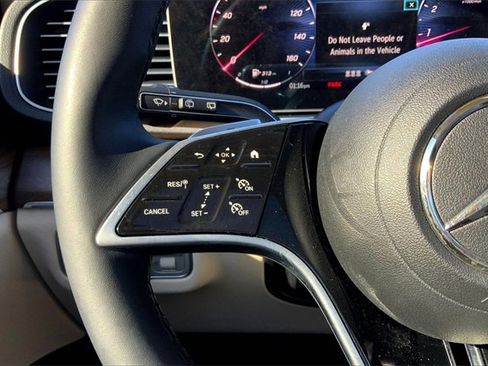 Used 2025 Mercedes-Benz GLE 350 4MATIC image 20