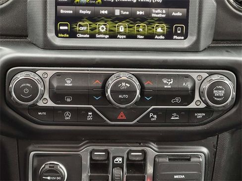 Used 2021 Jeep Gladiator Overland image 5