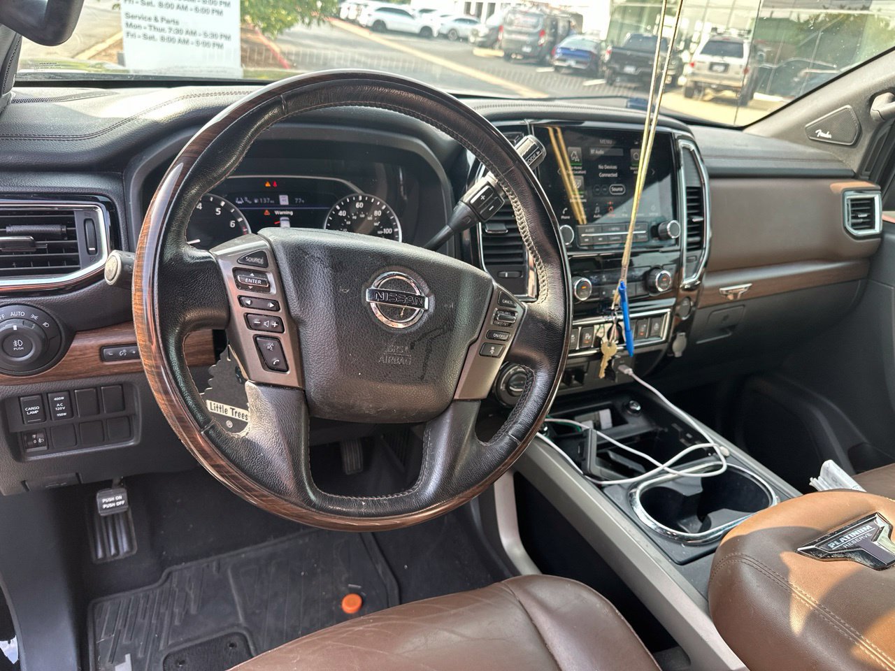 Used 2021 Nissan Titan Platinum Reserve w/ Moonroof Package AWD/4WD image 10