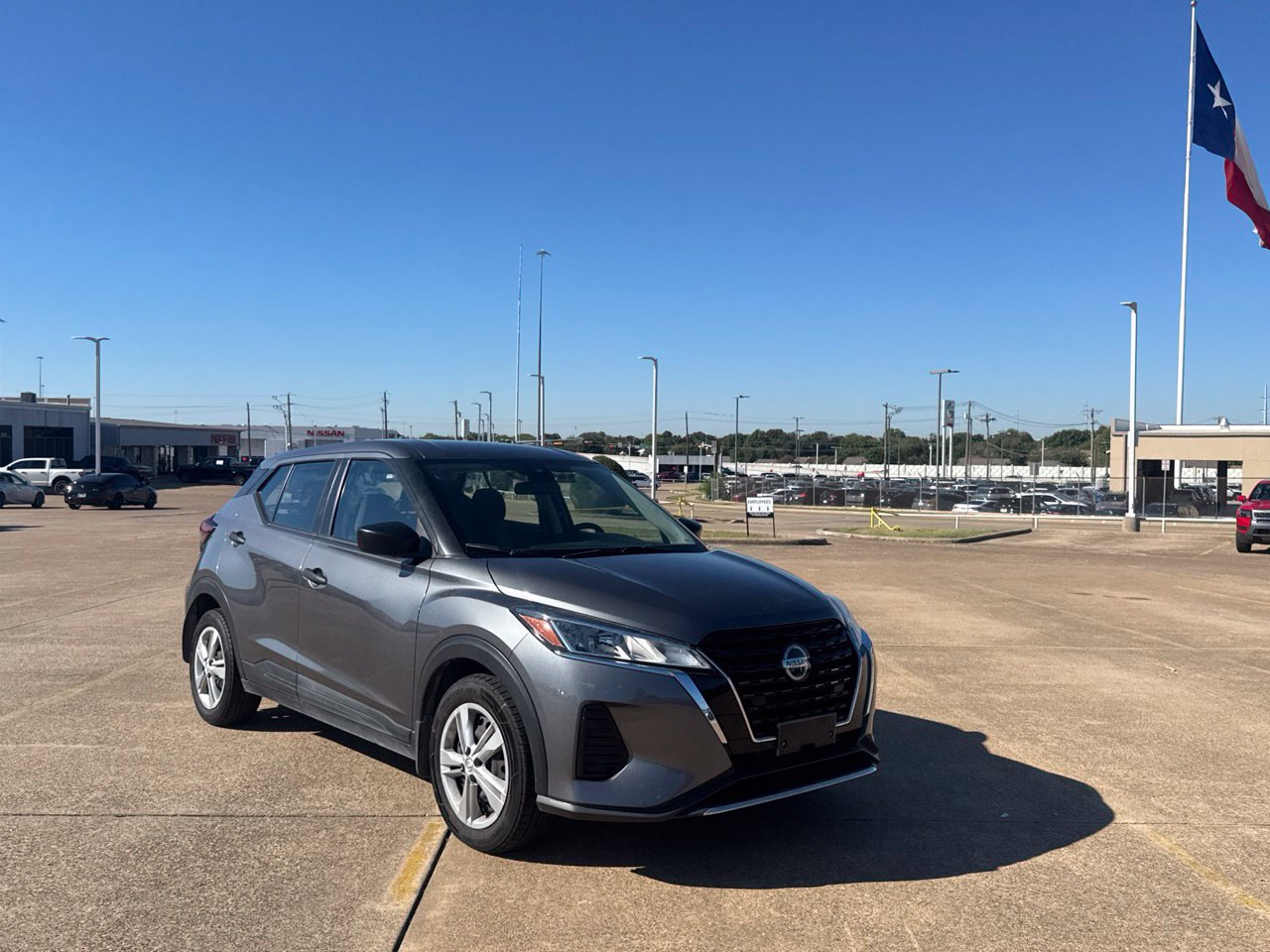 Certified 2021 Nissan Kicks S FWD image 2
