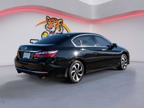 Used 2016 Honda Accord EX-L image 5