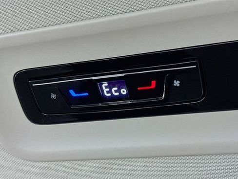 New 2025 Volkswagen ID. Buzz Pro S Plus image 26