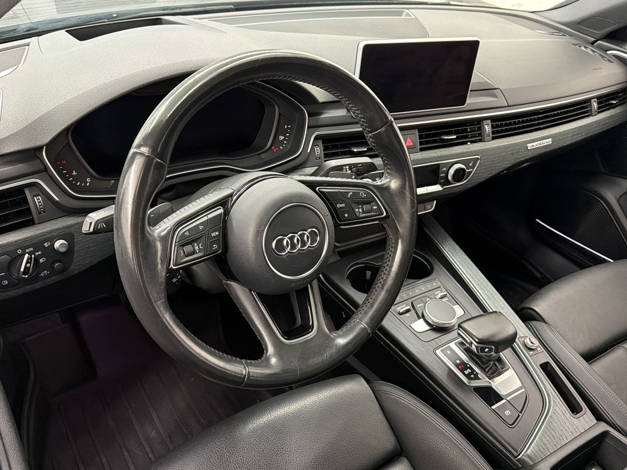 Used 2017 Audi A4 2.0T Prestige AWD/4WD image 4