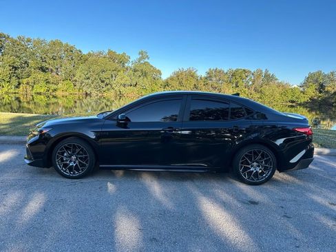 Certified 2025 Toyota Camry SE image 2