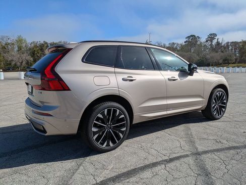 New 2026 Volvo XC60 B5 Ultra w/ Protection Package Premier AWD/4WD image 6