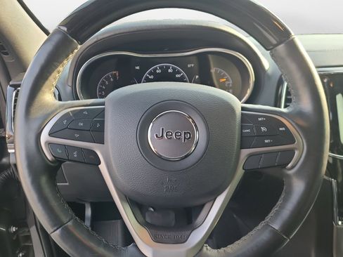 Used 2020 Jeep Grand Cherokee Overland image 13