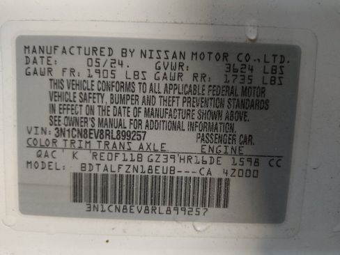 Used 2024 Nissan Versa SV image 33