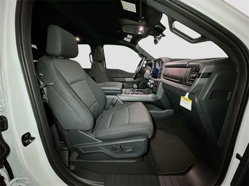 New 2025 Ford F150 XLT w/ Equipment Group 302A MID image 30