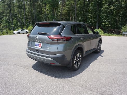 Used 2021 Nissan Rogue SV FWD image 21