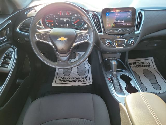 Used 2020 Chevrolet Malibu LT FWD image 27