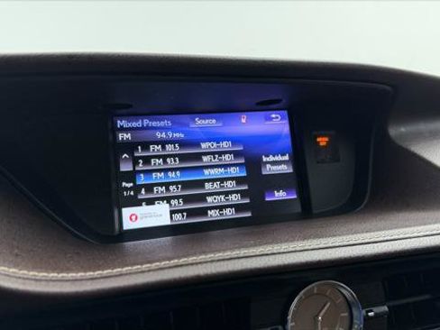 Used 2018 Lexus ES 350 w/ Luxury Package w/Wood Trim FWD image 29
