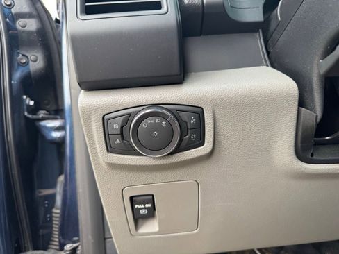 Used 2018 Ford F150 XL w/ Equipment Group 101A Mid AWD/4WD image 16