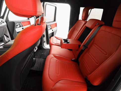 Used 2025 Mercedes-Benz G 550 image 15