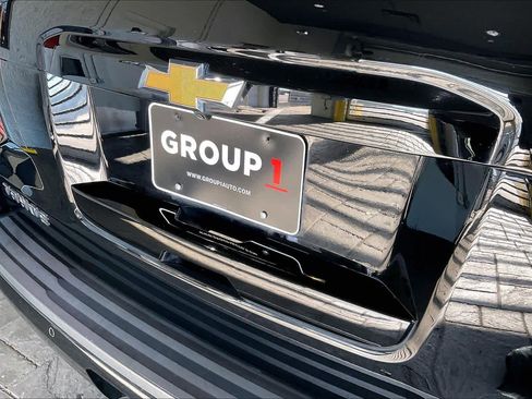 Used 2017 Chevrolet Tahoe LT image 9