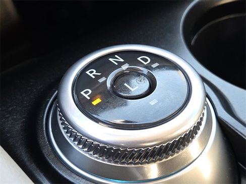 New 2025 Ford Explorer Active w/ Active Comfort Package image 24